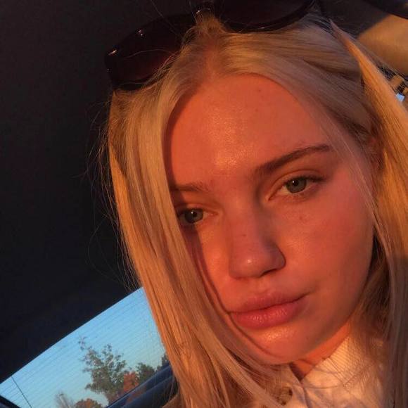 Meet your Posher, Kayli - Picture 1 of 1